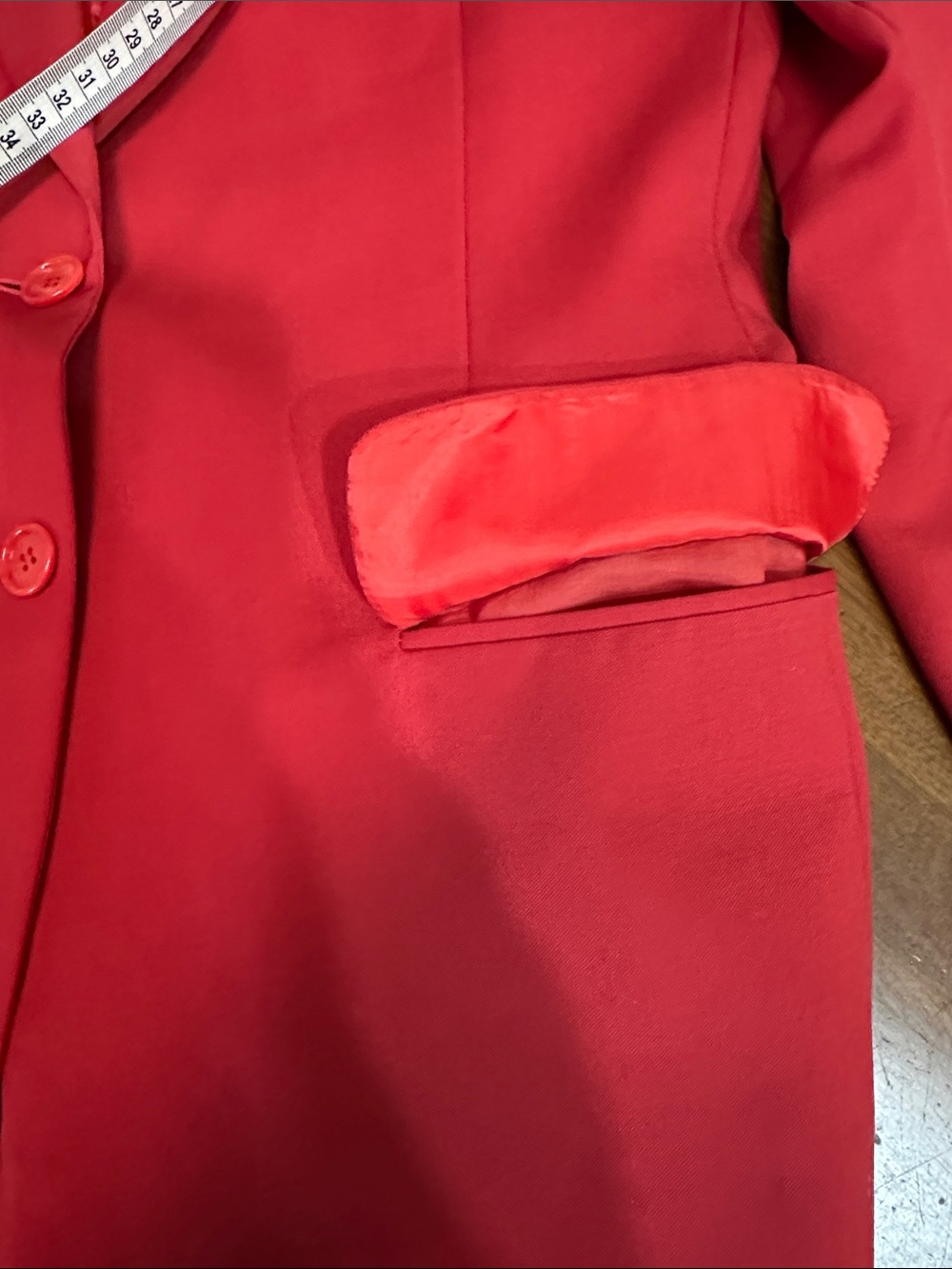 Burberrys' Vintage Logo Red Blazer - Picture 11 of 12